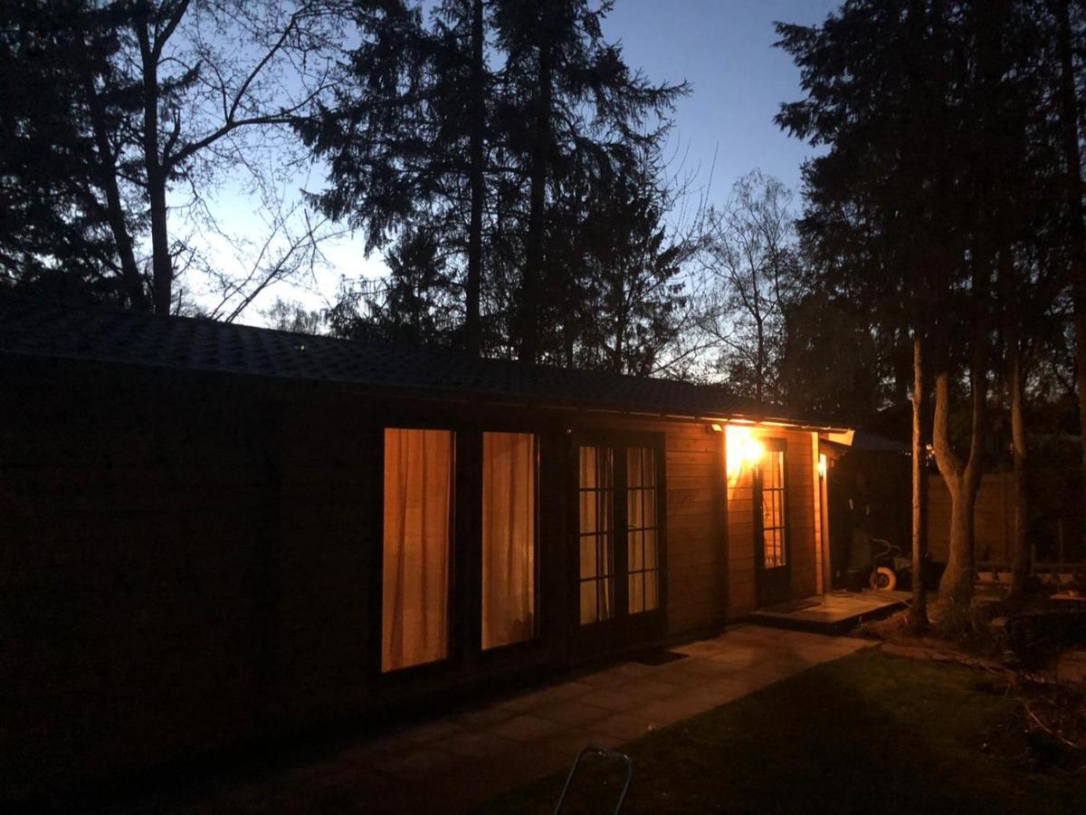 Вилла 3 Slaapkamer Blokhut Met Opgemaakte Bedden Пюттен Экстерьер фото